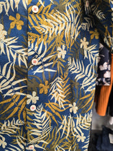 Carica l&#39;immagine nel visualizzatore di Gallery, Camicia fantasia
