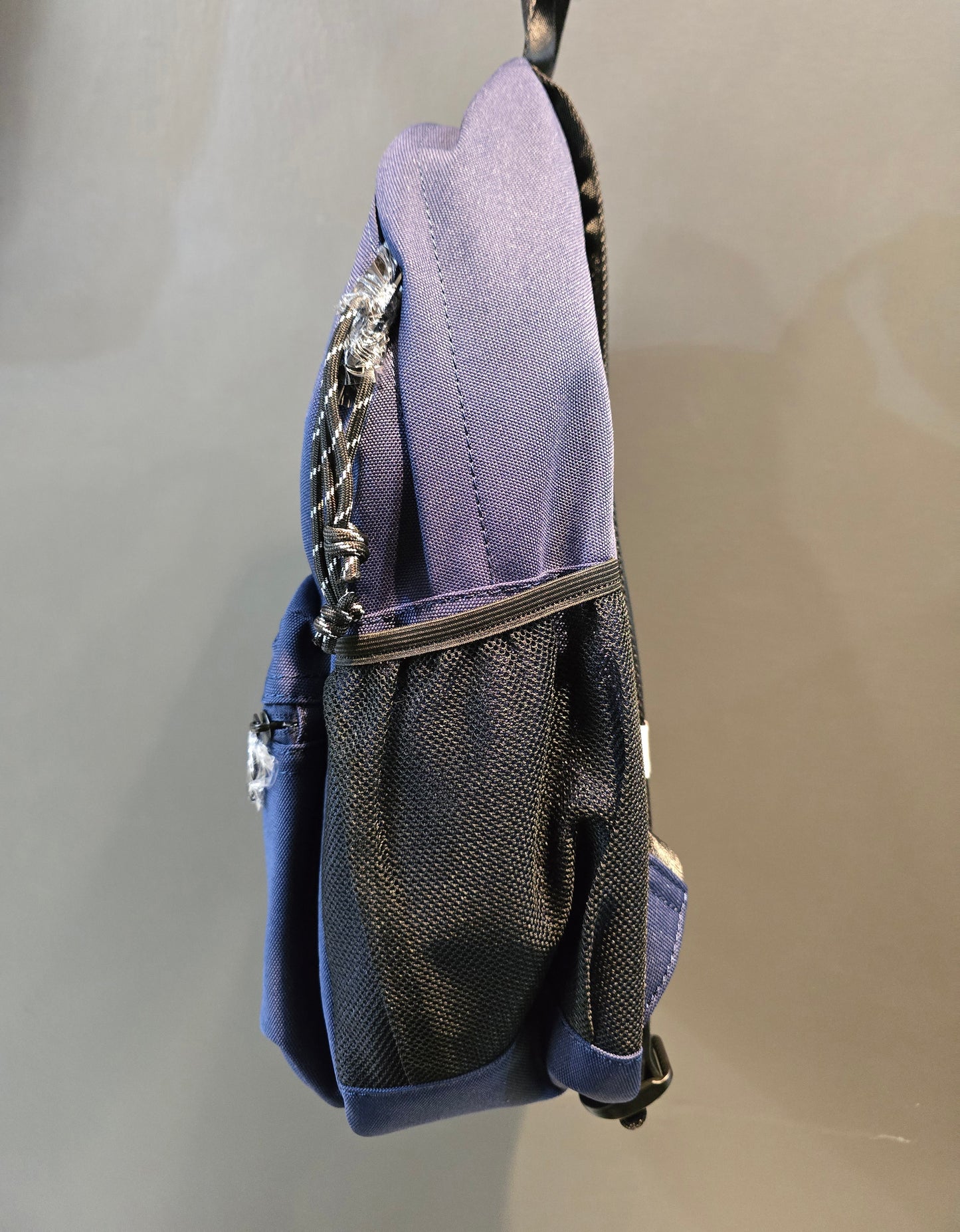 Zaino Tela Impermeabile Zip Tasche Laterali Blu