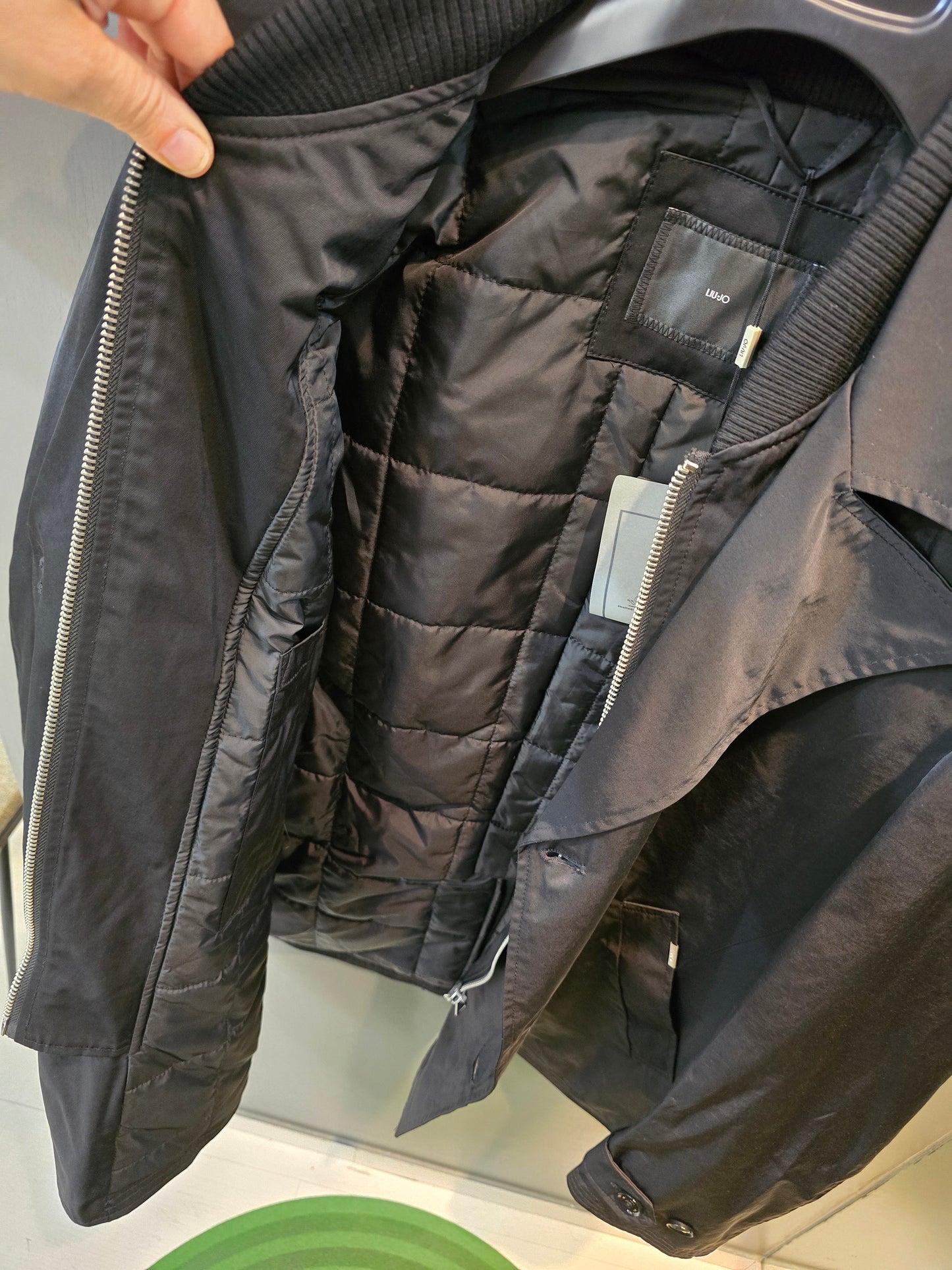 Giubbotto Impermeabile Imbottitura Media Doppiopetto Chiusura Interna Zip Nero