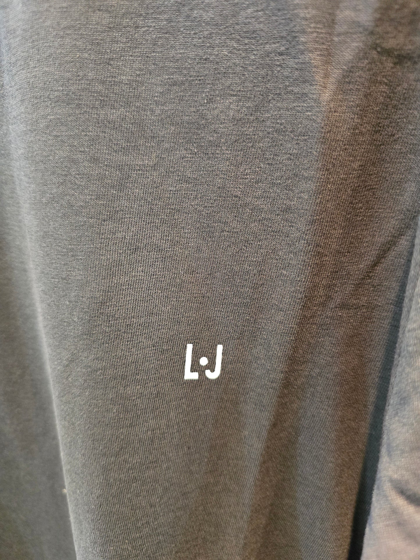 T-Shirt Cotone Paricollo Manica Lunga Grigio Piccolo Logo Davanti