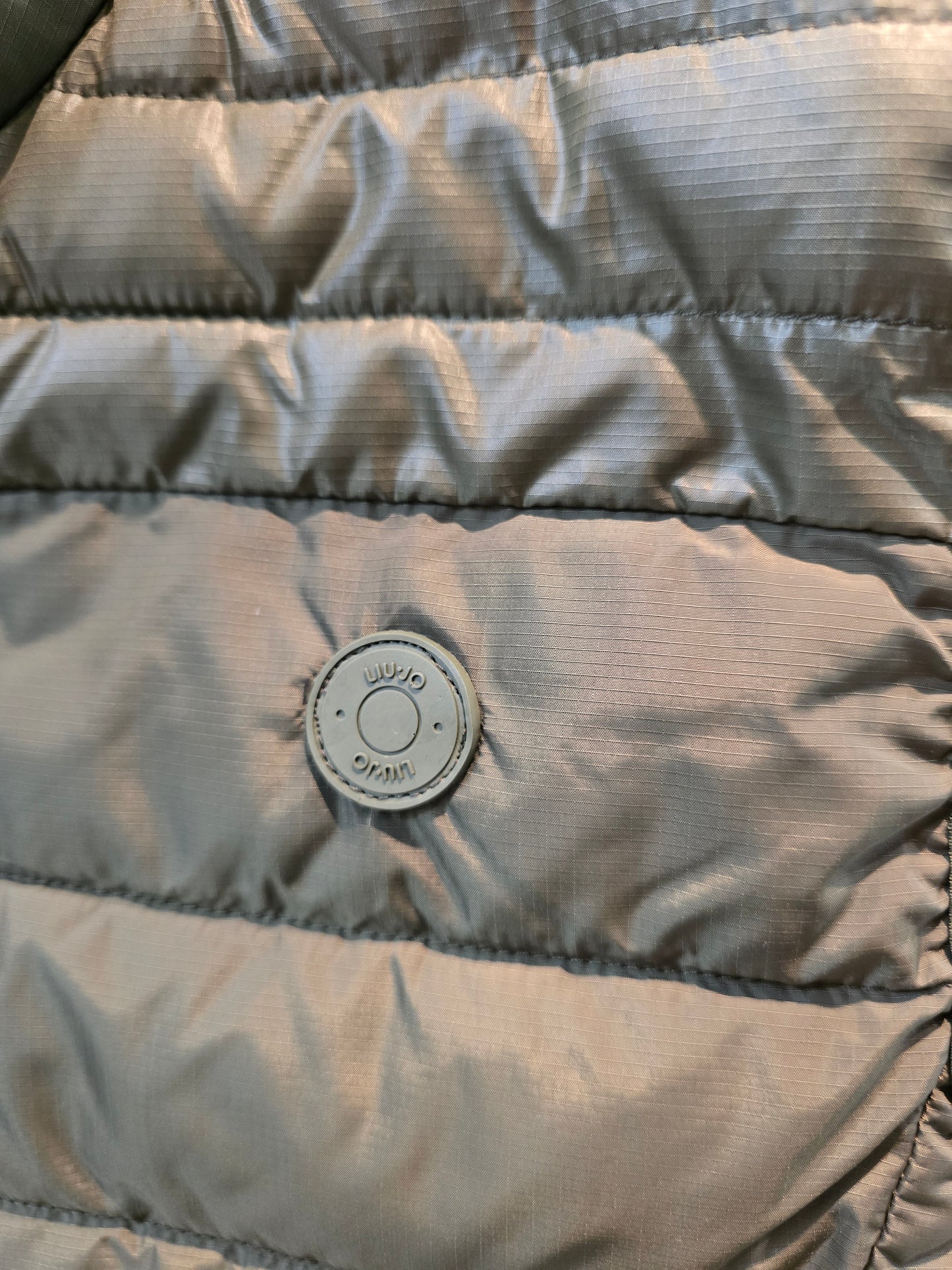 Smanicato Imbottito Verde Militare