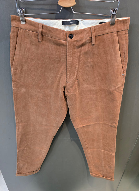 Pantalone Velluto Millerighe Chinos Tasche Filetto Dietro Tabacco