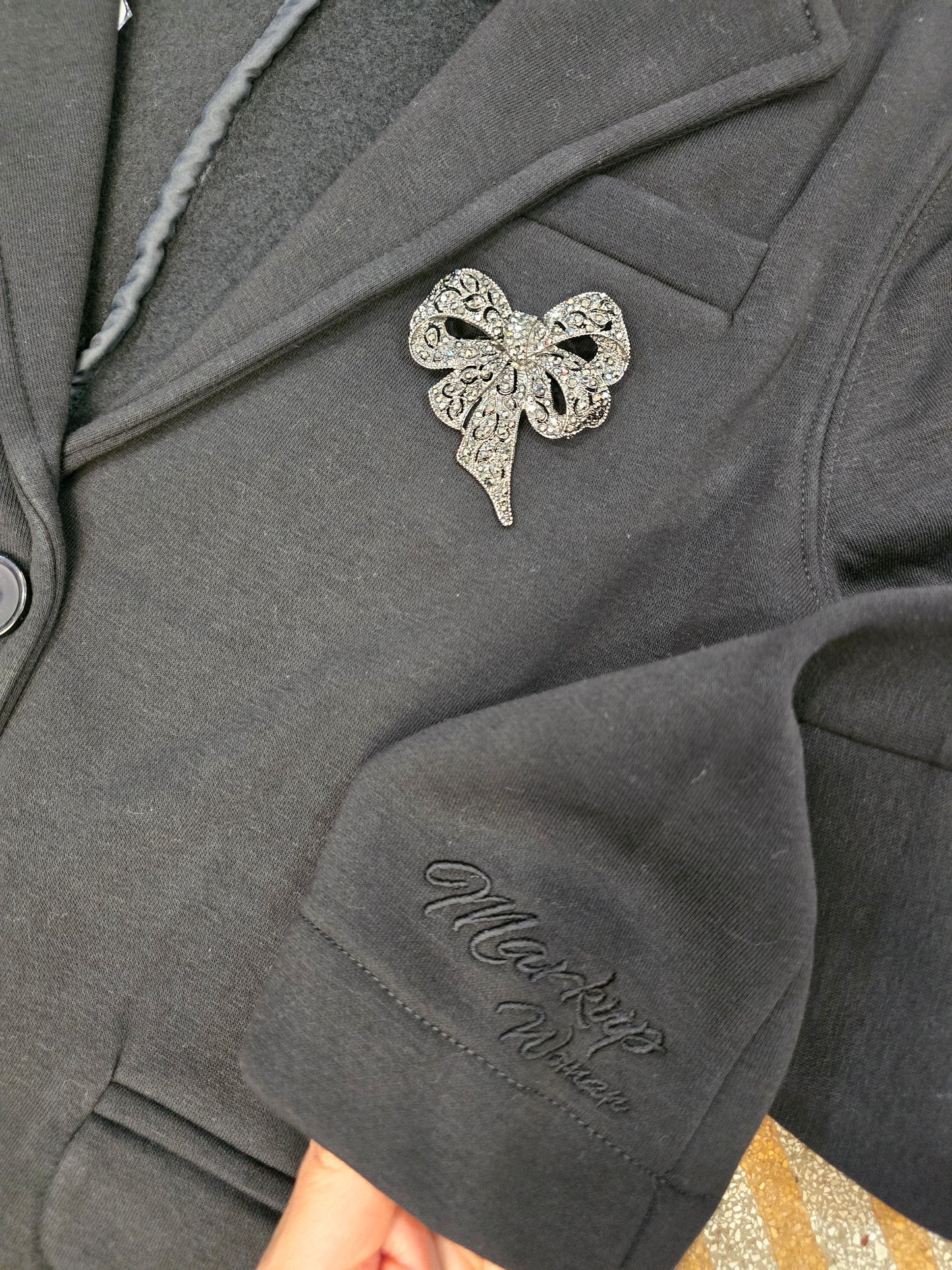 Giacca Felpa Avvitato Spilla Strass