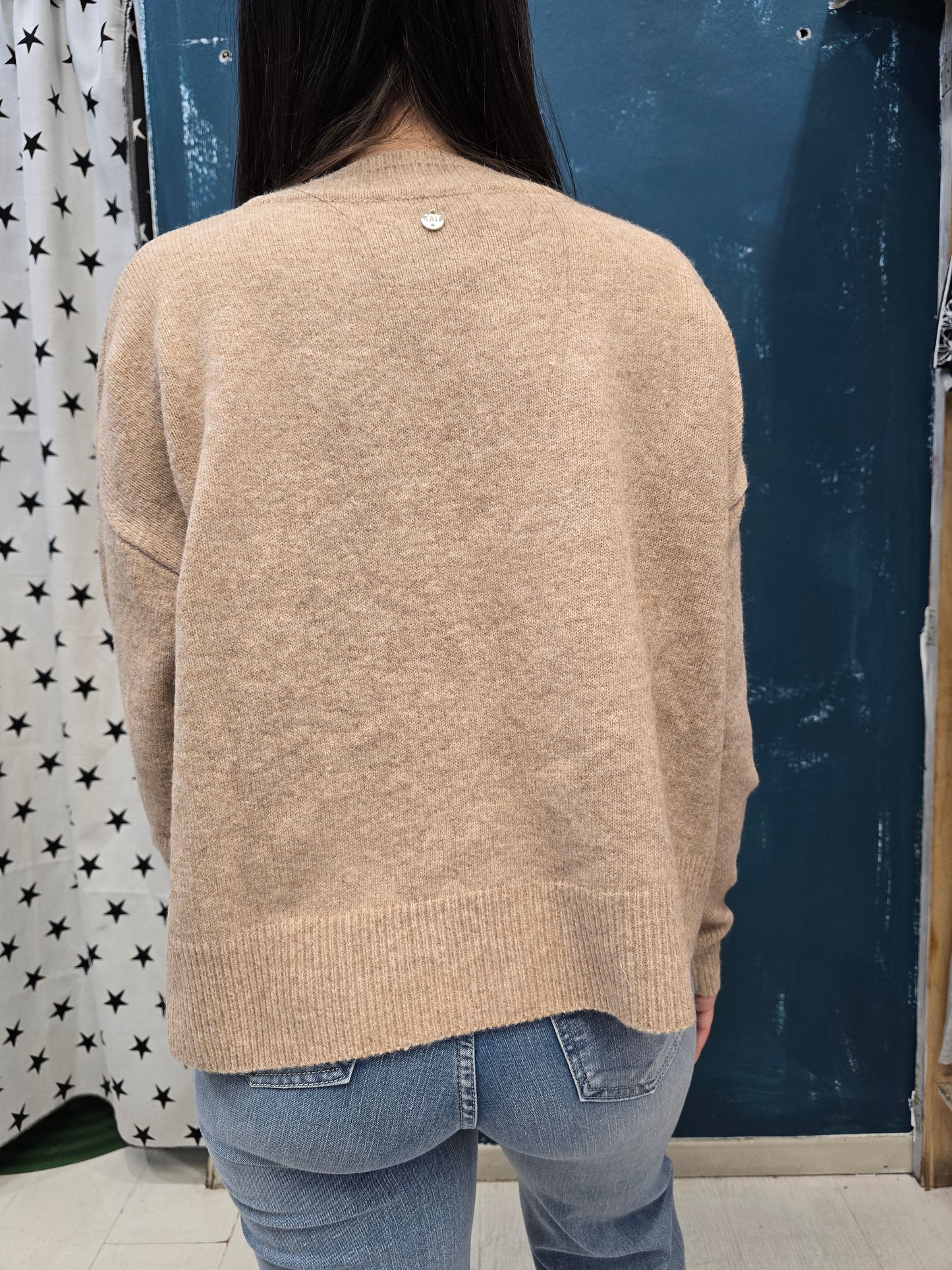 Maglia Applicazione Fiocchi Raso Davanti Corta Larga Camel