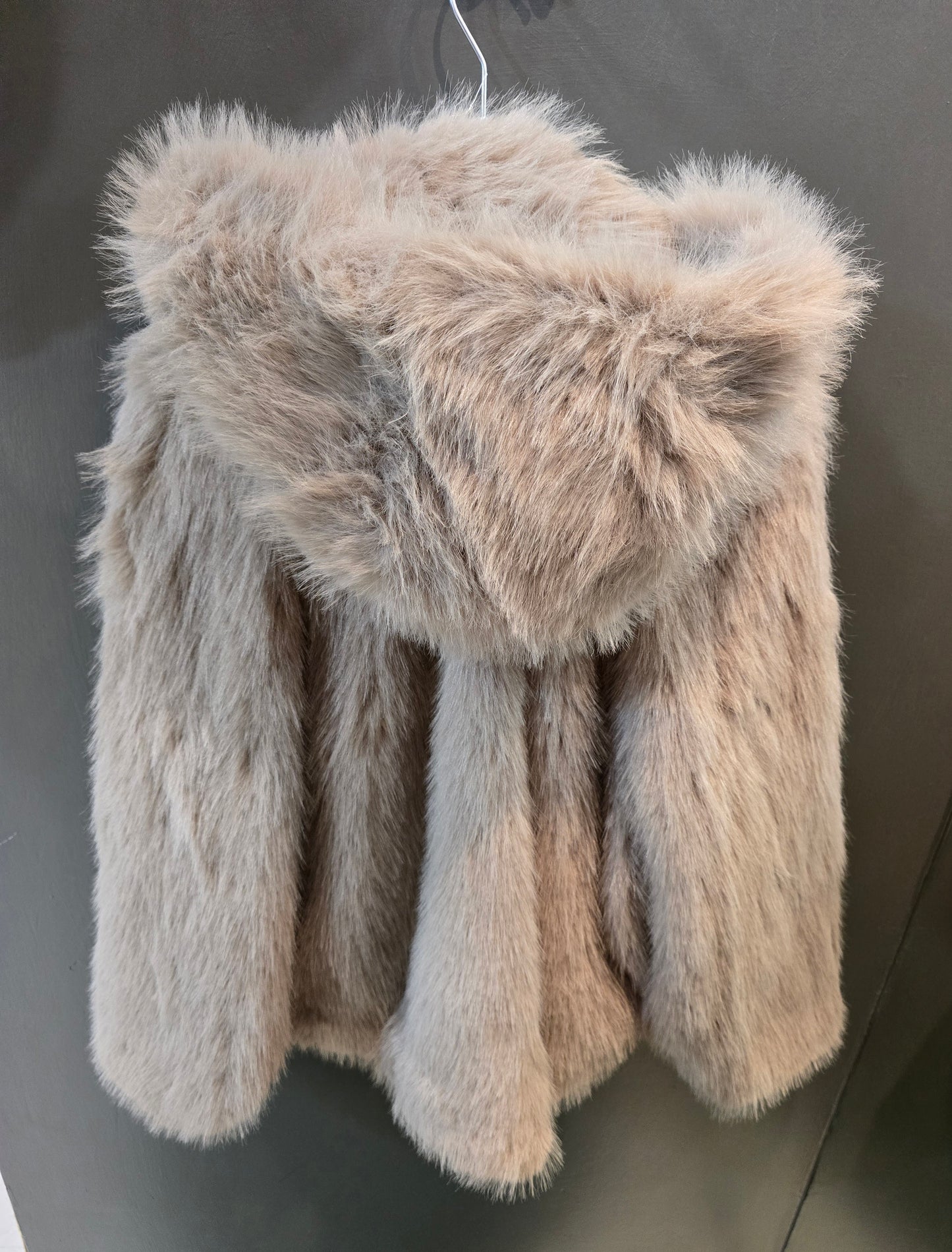 Pelliccia Ecologica Media Cappuccio Gancio Taglia Unica