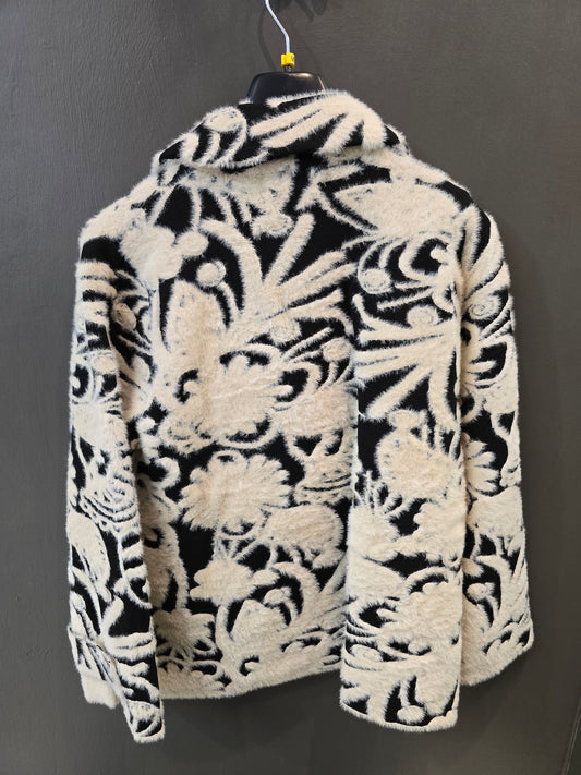 Cappotto Corto Maglia Lavorato Doppiopetto Bianco Nero Floreale