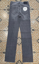 Carica l&#39;immagine nel visualizzatore di Gallery, Jeans
