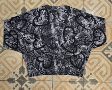 Carica l&#39;immagine nel visualizzatore di Gallery, Maglia V
