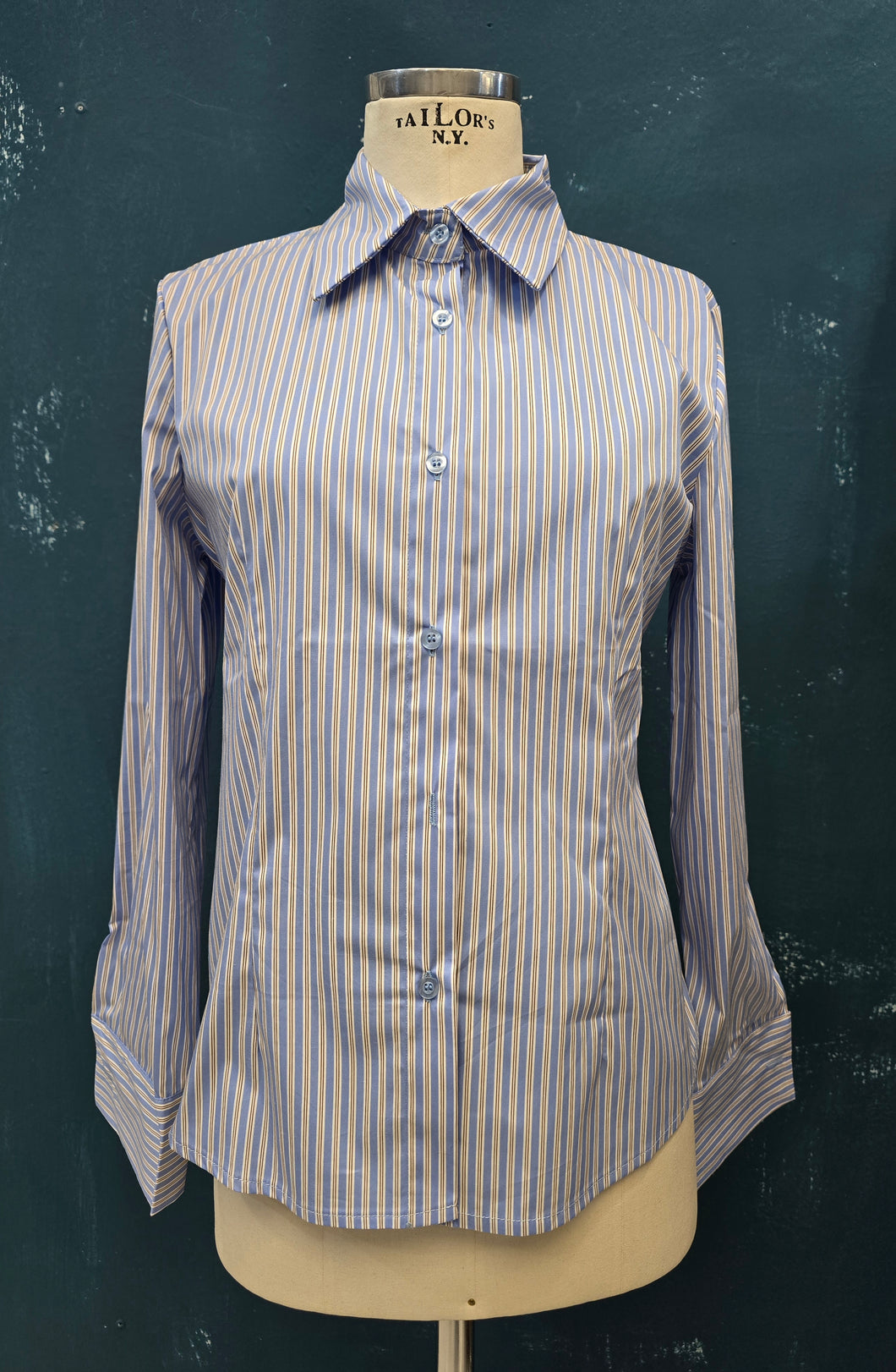Camicia Cotone Rigata Celeste Appoggiata