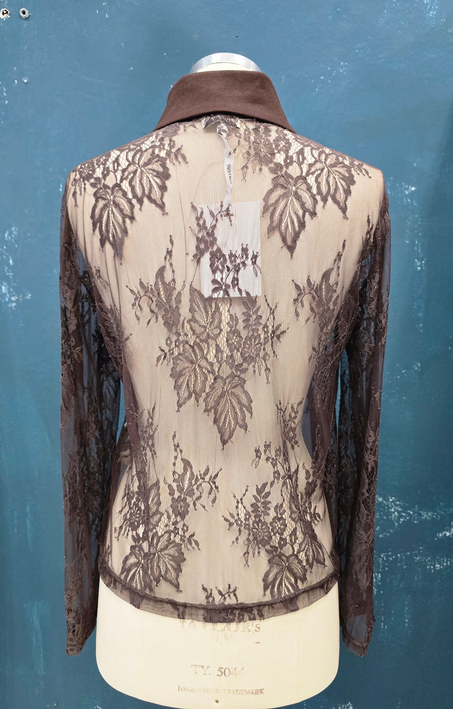 Polo Pizzo Trasparente Bottone Gioiello Marrone