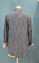 Carica l&#39;immagine nel visualizzatore di Gallery, Camicia Denim Blu Frangia Ecopelle Moro
