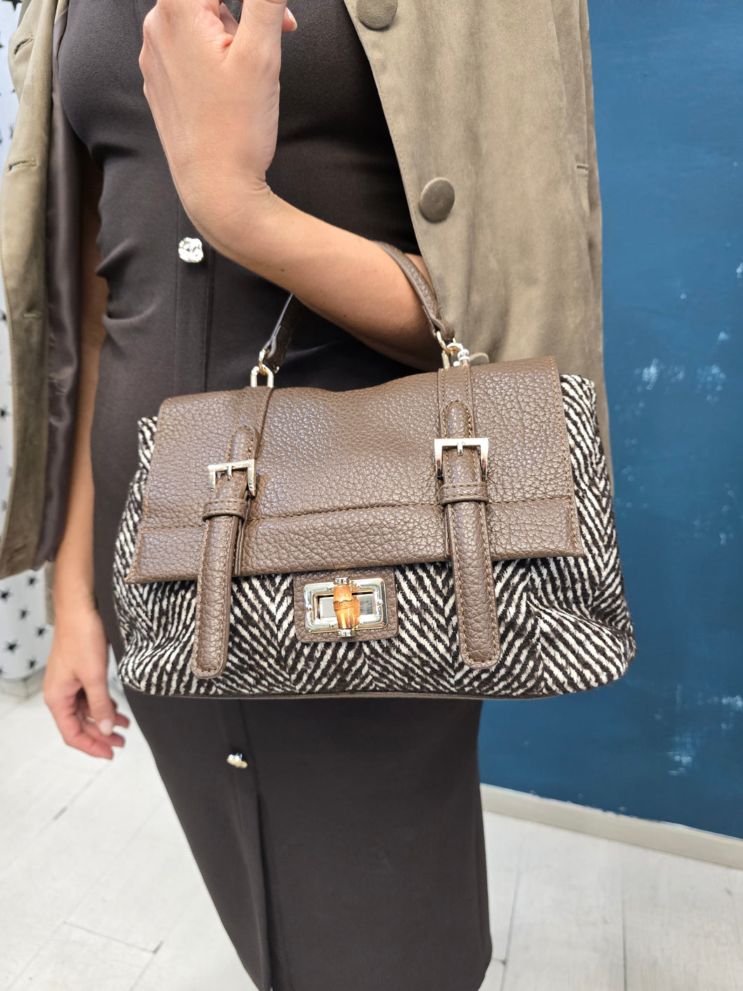 Borsa Media Panno Spigato Ecopelle Moro