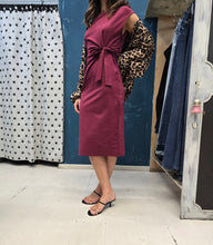 Carica l&#39;immagine nel visualizzatore di Gallery, Abito Punto Milano Smanicato Drappeggio Fiocco
