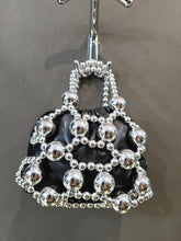Carica l&#39;immagine nel visualizzatore di Gallery, Borsa Mini Sacchettino Perle Argentate
