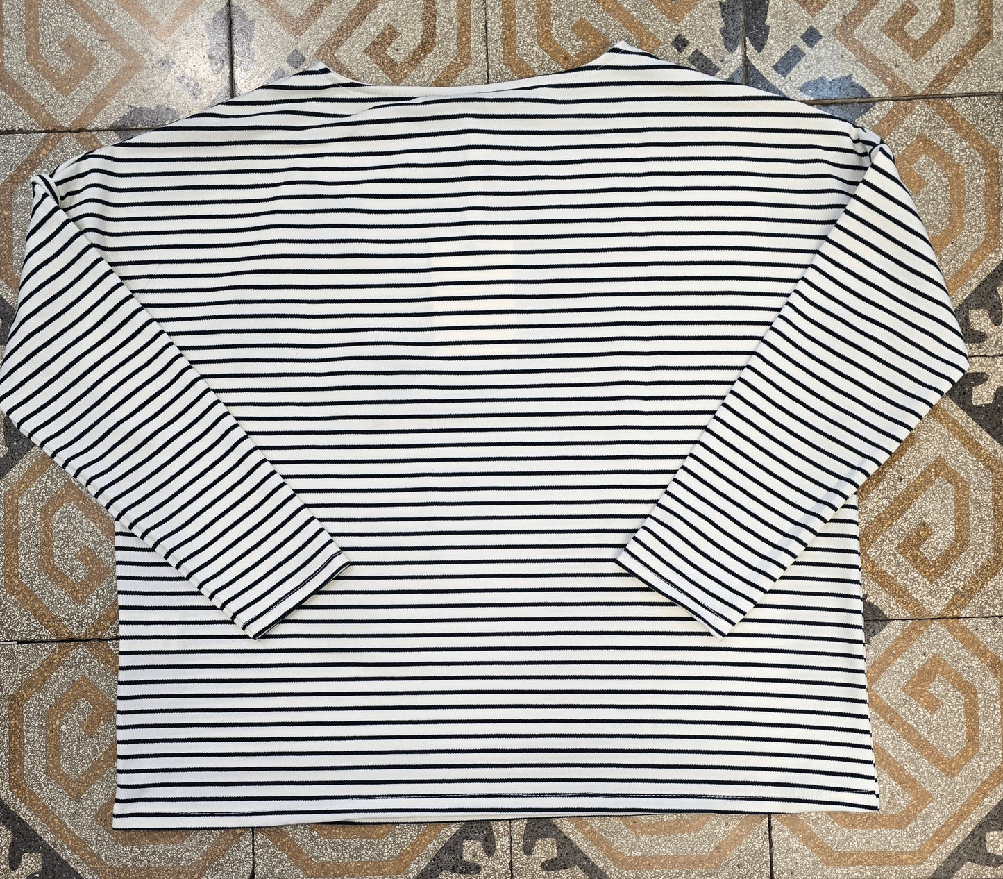 Felpa Rigata Scollo Barca Stelle Ricamate