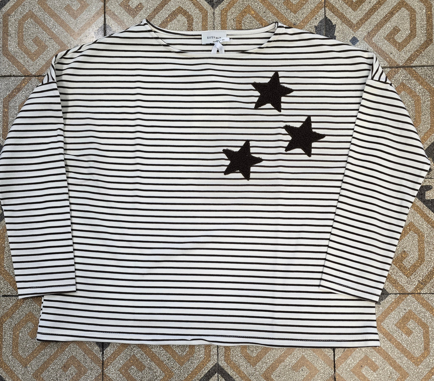 Felpa Rigata Scollo Barca Stelle Ricamate