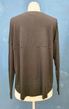 Carica l&#39;immagine nel visualizzatore di Gallery, T-Shirt Kimono Viscosa Barchetta Laser Cut
