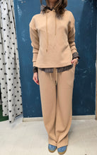 Carica l&#39;immagine nel visualizzatore di Gallery, Pantalone Interlock Gamba Larga Coulisse Strass
