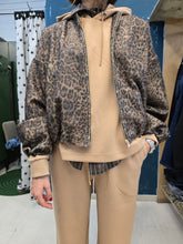 Carica l&#39;immagine nel visualizzatore di Gallery, Bomber Pannetto Animalier
