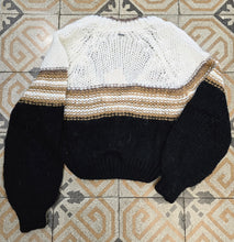 Carica l&#39;immagine nel visualizzatore di Gallery, Cardigan Corto Balza Righe Taglia 42
