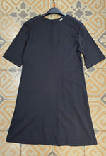 Carica l&#39;immagine nel visualizzatore di Gallery, Abito Punto Milano Spilla Fiore Paricollo
