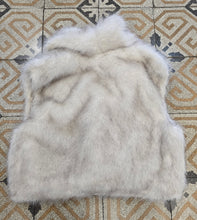 Carica l&#39;immagine nel visualizzatore di Gallery, Gilet Corto Ecopelliccia Taglia Unica
