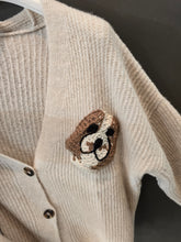 Carica l&#39;immagine nel visualizzatore di Gallery, Cardigan Coste Ricamo Cane
