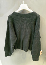 Carica l&#39;immagine nel visualizzatore di Gallery, Cardigan Coste Ricamo Cane
