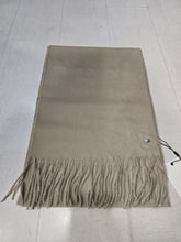 Carica l&#39;immagine nel visualizzatore di Gallery, Sciarpa Spigata Cammello Tono su Tono
