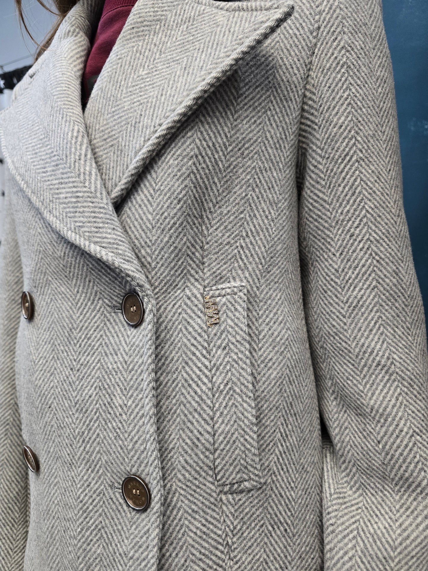 Cappotto Corto Doppiopetto Pannetto Spigato 50% Lana