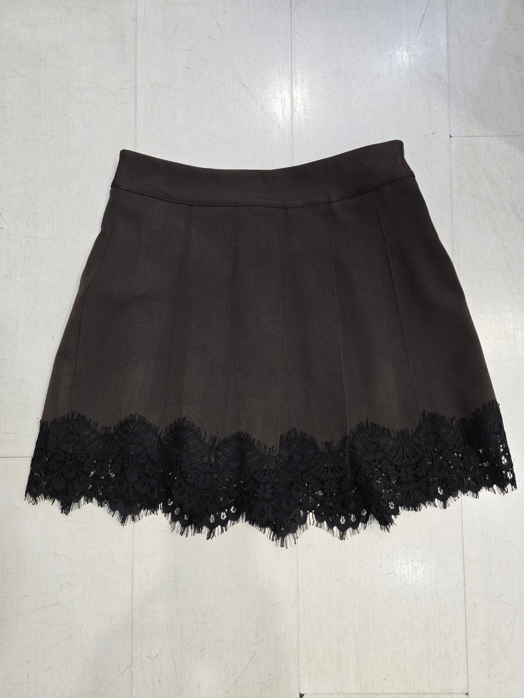 Minigonna Pieghe Balza Pizzo