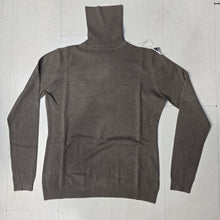 Carica l&#39;immagine nel visualizzatore di Gallery, Maglia Dolcevita Misto Cashmere
