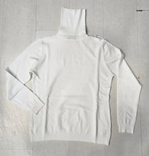 Carica l&#39;immagine nel visualizzatore di Gallery, Maglia Dolcevita Misto Cashmere
