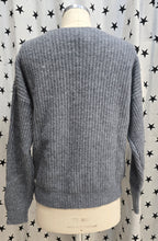 Carica l&#39;immagine nel visualizzatore di Gallery, Maglia Incrociata a Coste Geometrica
