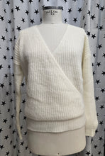 Carica l&#39;immagine nel visualizzatore di Gallery, Maglia Incrociata a Coste Geometrica
