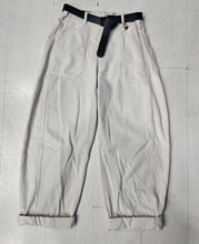 Carica l&#39;immagine nel visualizzatore di Gallery, Pantaloni Velluto Rigato Ovetto
