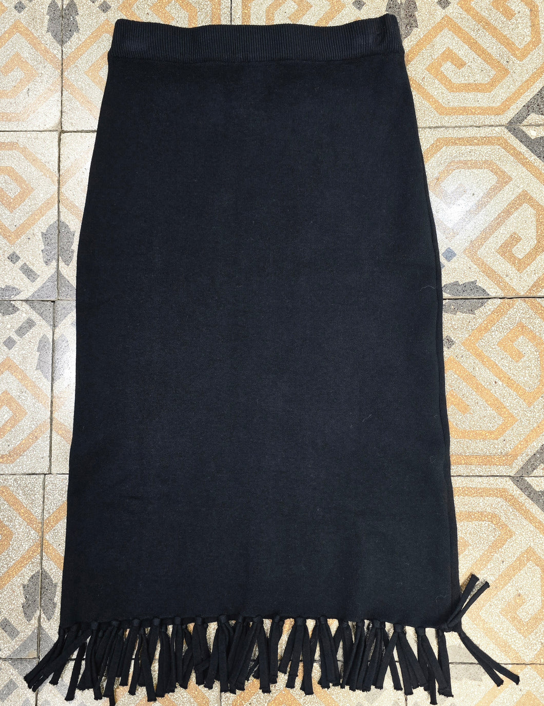 Gonna Tubino con Frange Nera