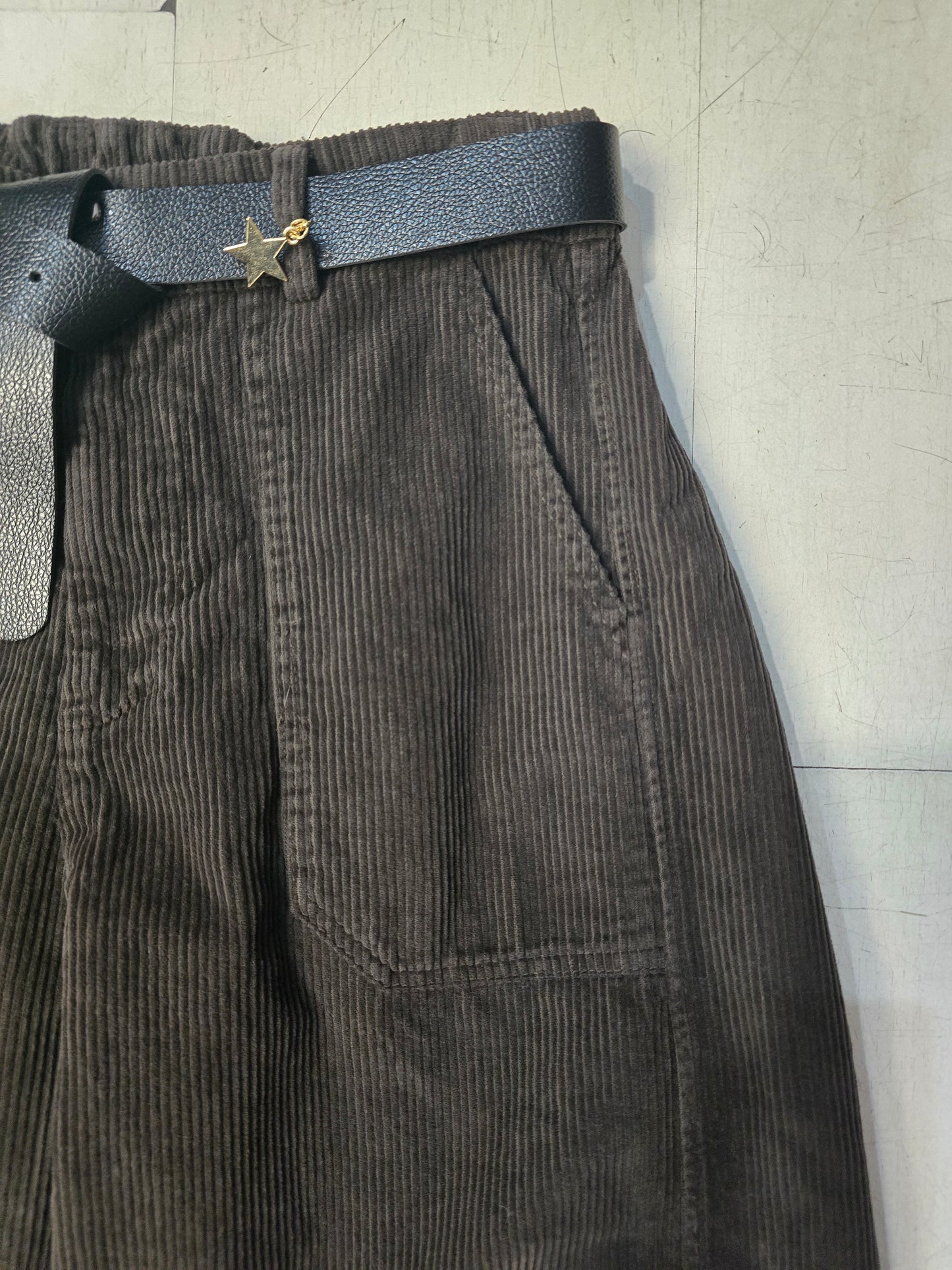 Pantaloni Velluto Rigato Ovetto Cinturino Elastico