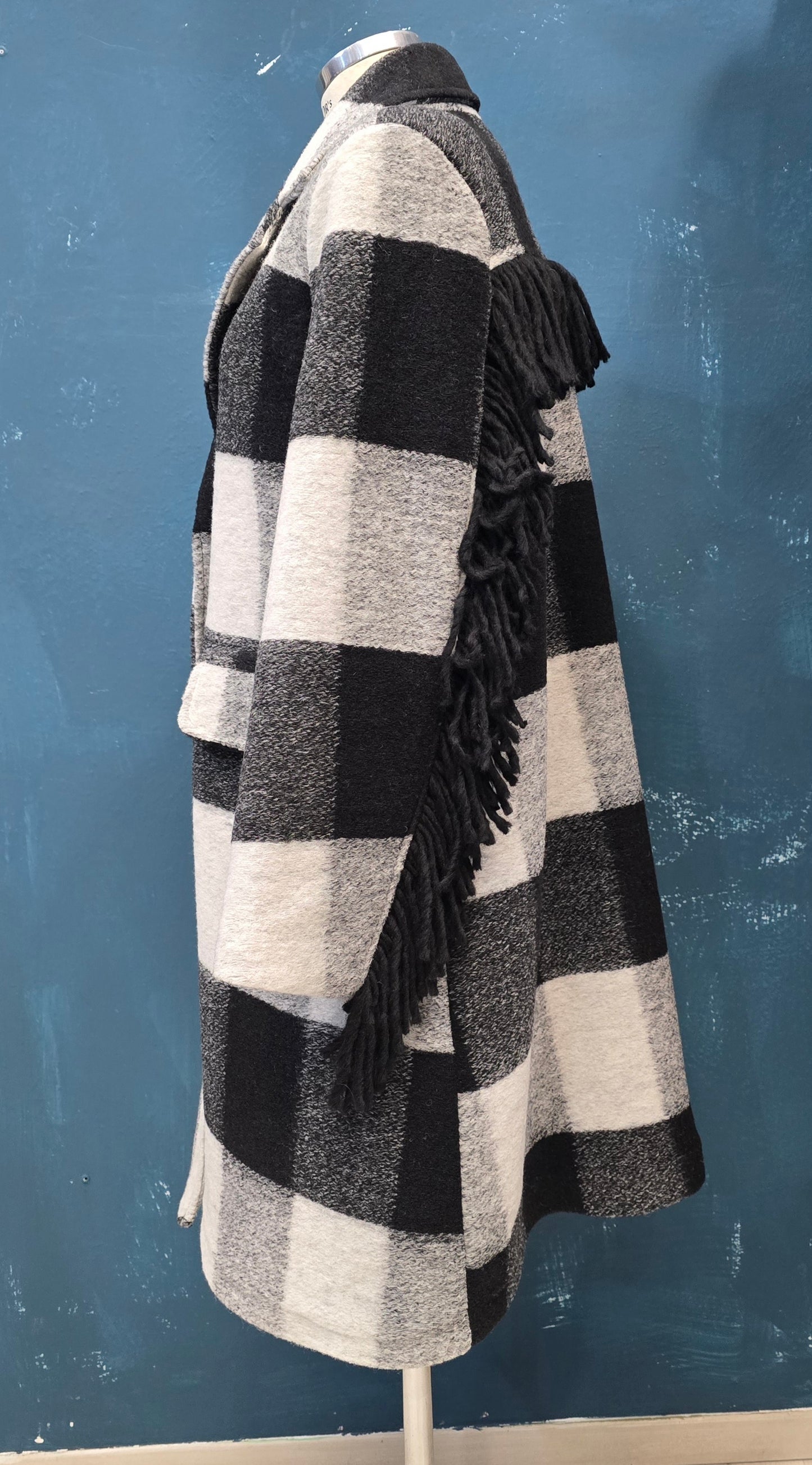 Cappotto quadroni con frangia lana