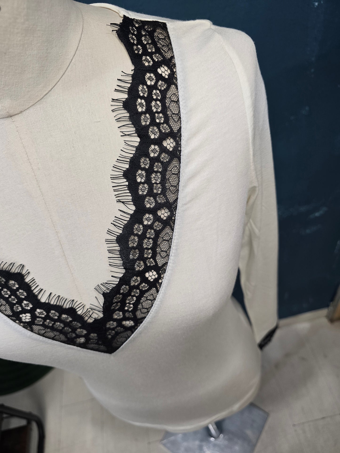 Maglia ultra light inserto pizzo