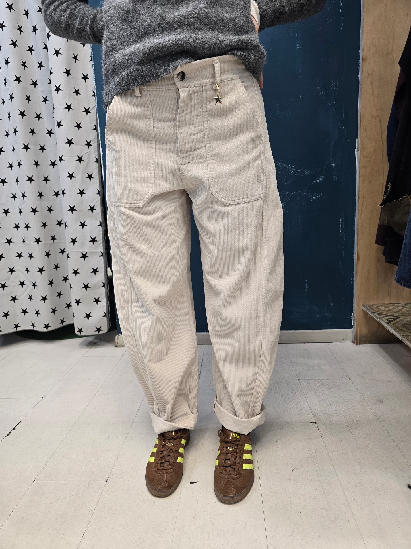 Pantaloni Velluto Rigato Ovetto Cinturino Elastico