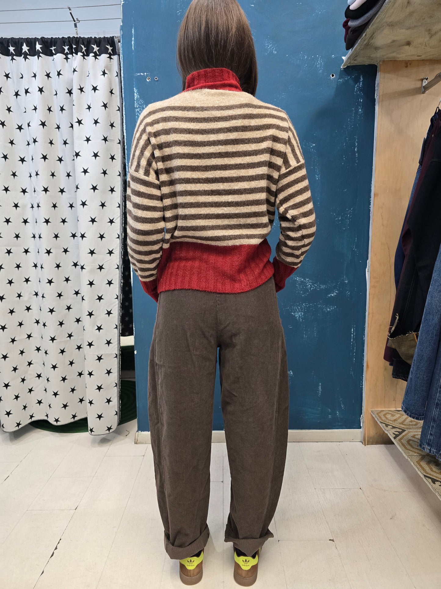 Pantaloni Velluto Rigato Ovetto Cinturino Elastico