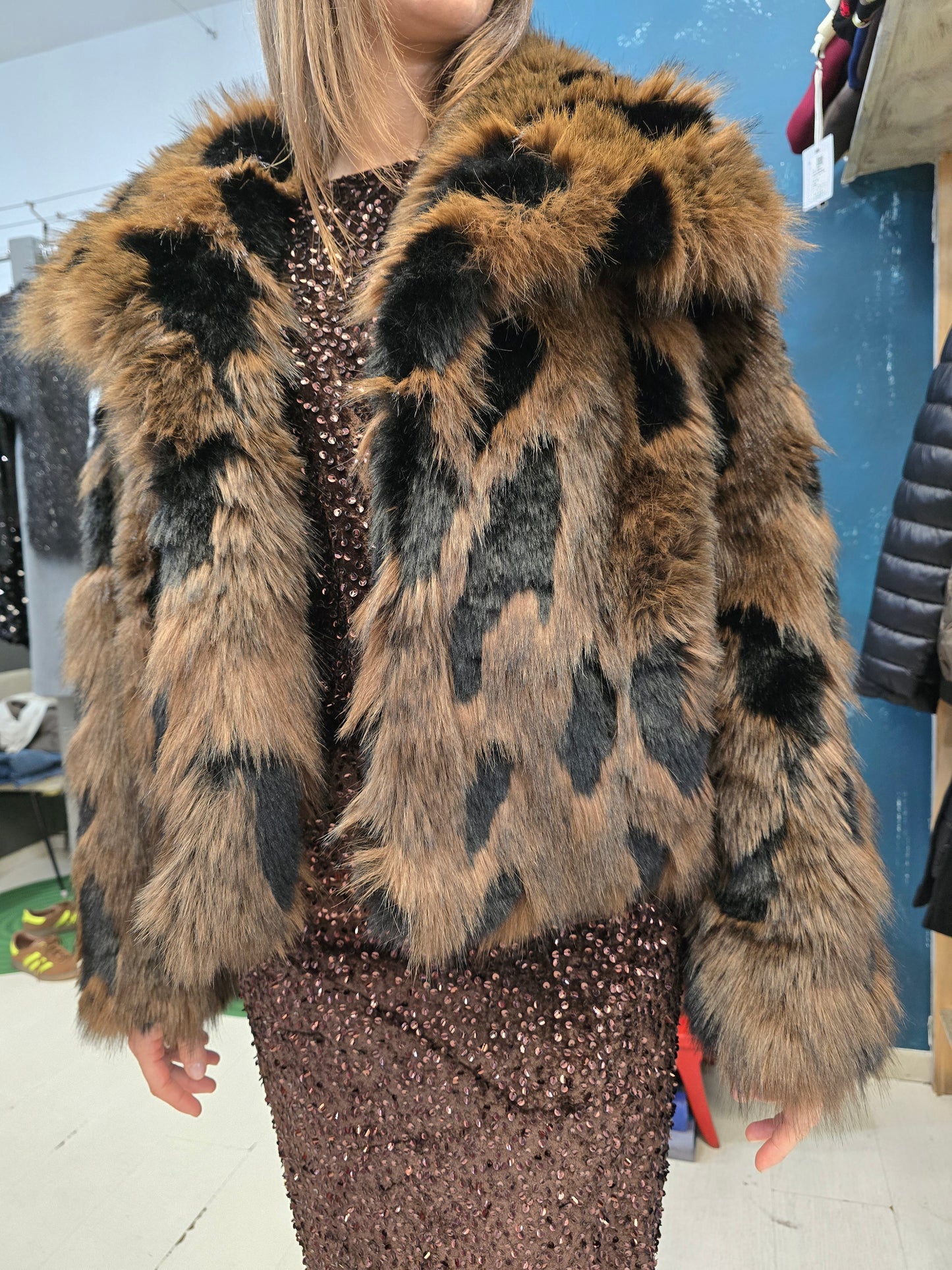 Pelliccia Ecologica Effetto Chiazzato Nero Marrone