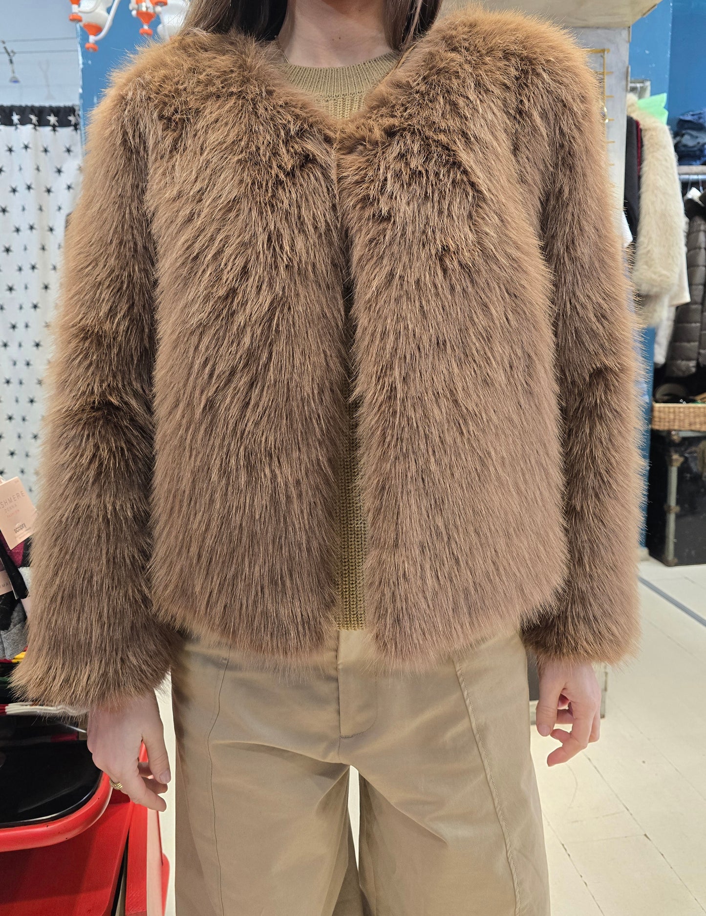 Pelliccia Ecologica Corta Senza Collo Foulard