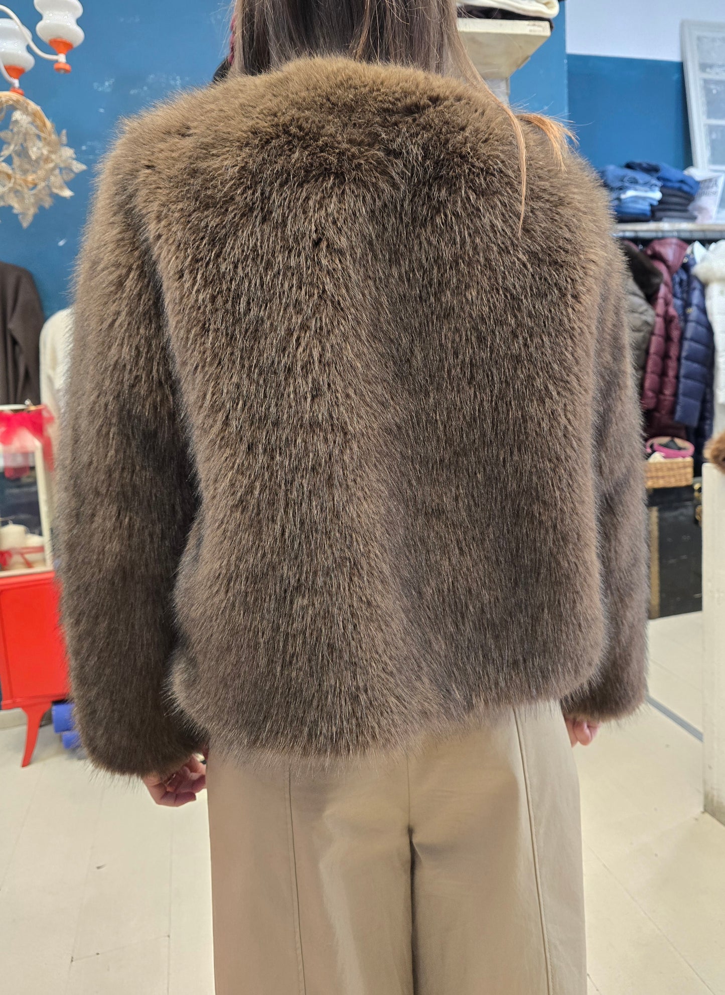 Pelliccia Ecologica Corta Senza Collo Foulard