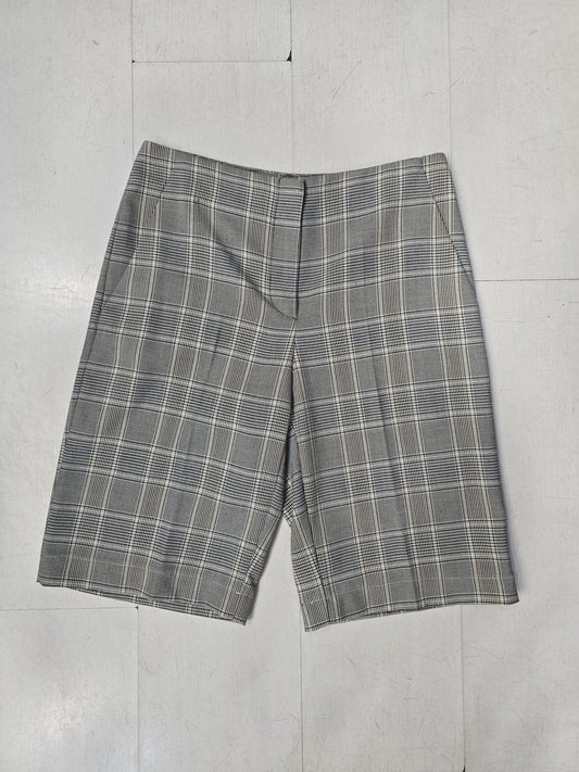 Bermuda Donna Check
