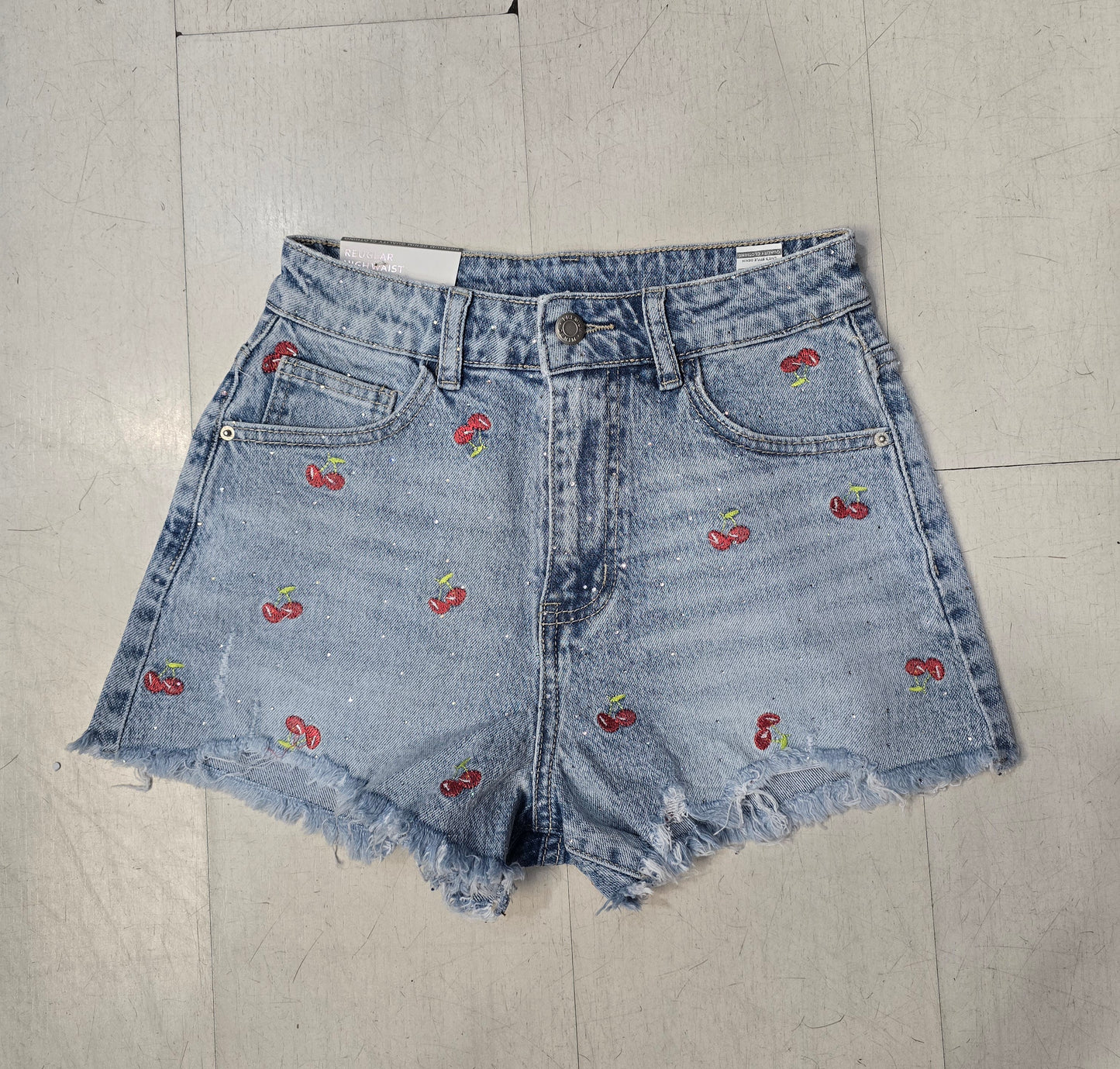 Shorts Donna Ciliegie