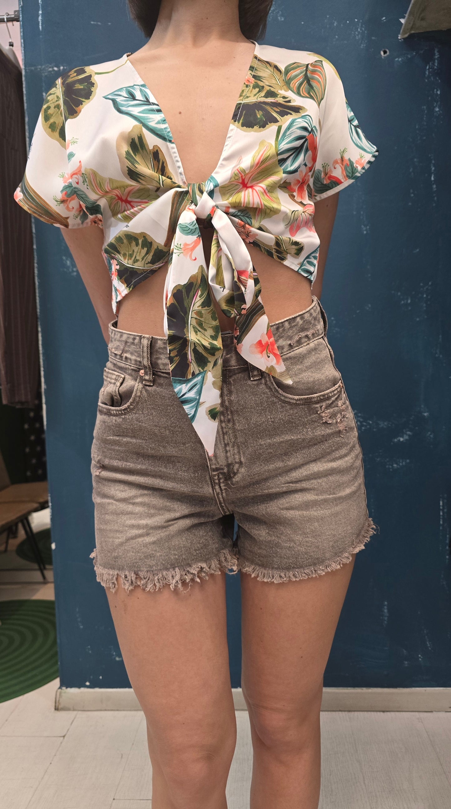 Camicia Crop Allacciata
