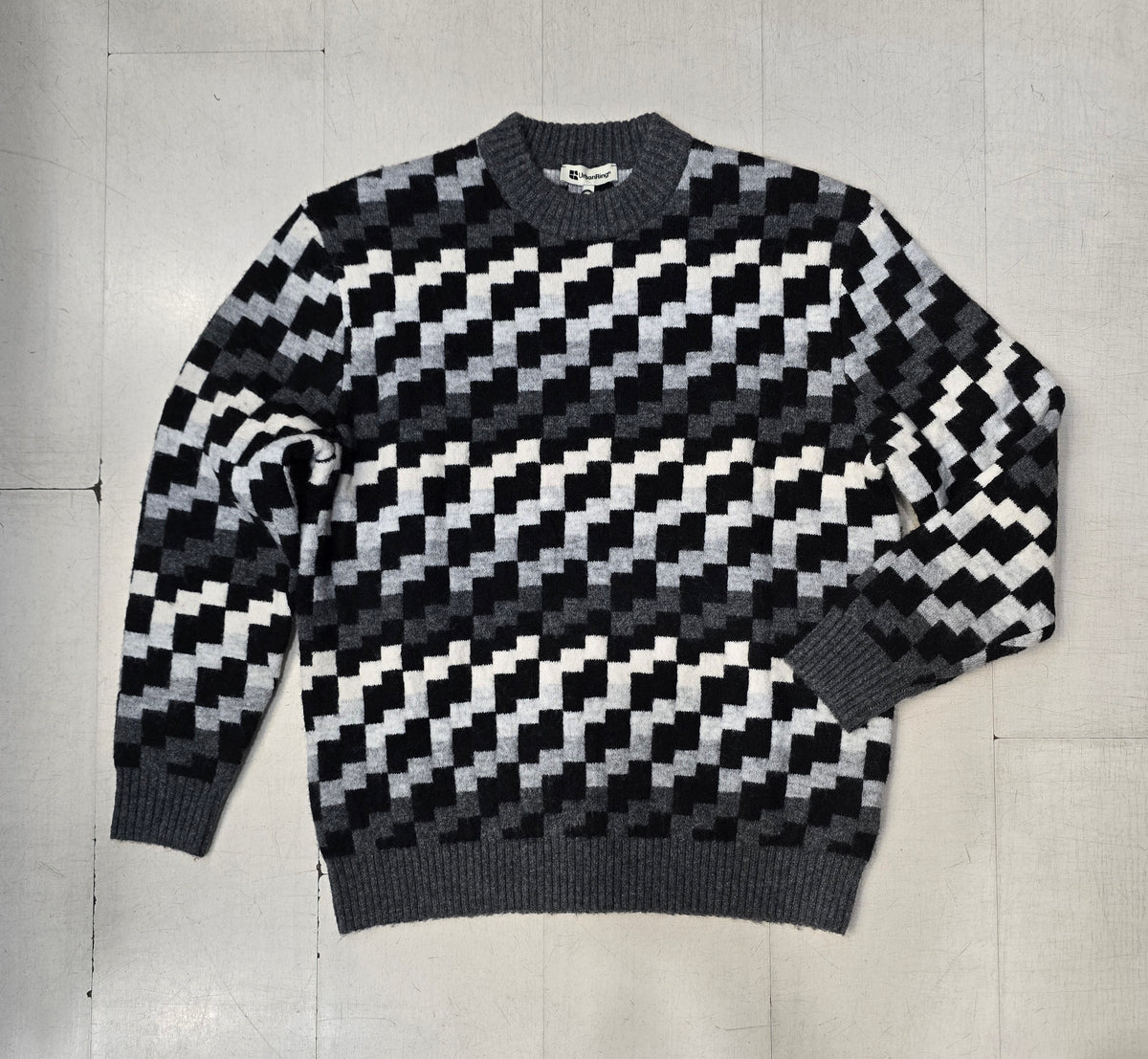 Maglia Uomo Paricollo Geometrica