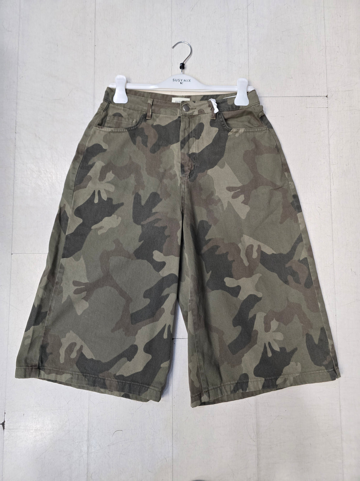 Bermuda Donna Camouflage